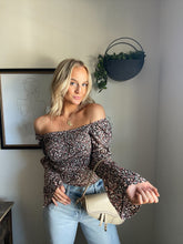 Load image into Gallery viewer, Alina Floral Blouse