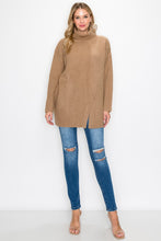 Load image into Gallery viewer, Rylan Oversized Tunic
