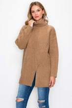 Load image into Gallery viewer, Rylan Oversized Tunic
